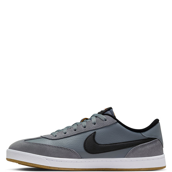 Nike Men's SB FC Classic Skate Shoes