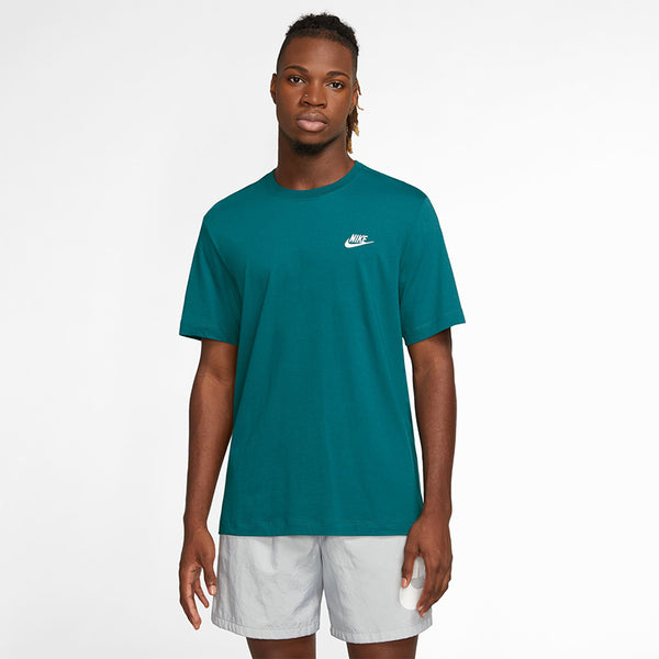 Nike Men's Sportswear Club T-Shirt