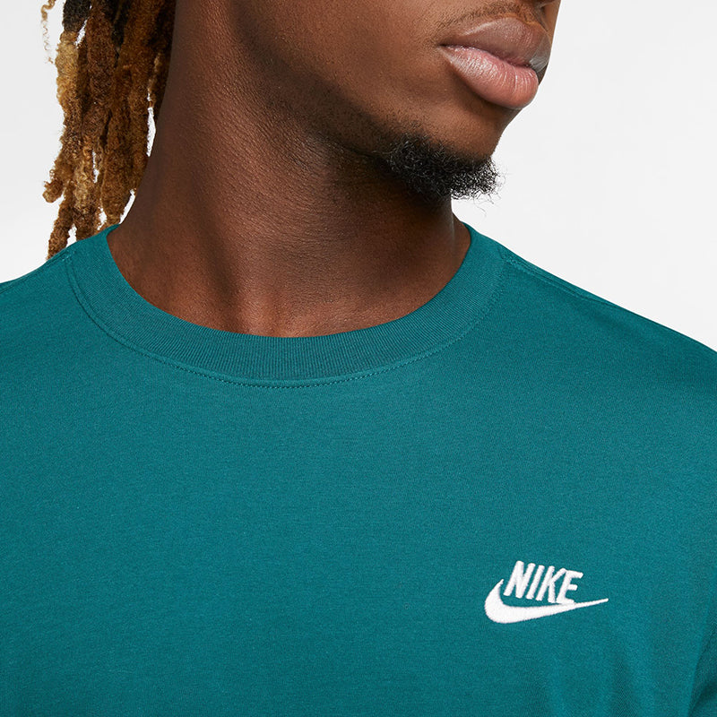 Nike Men's Sportswear Club T-Shirt
