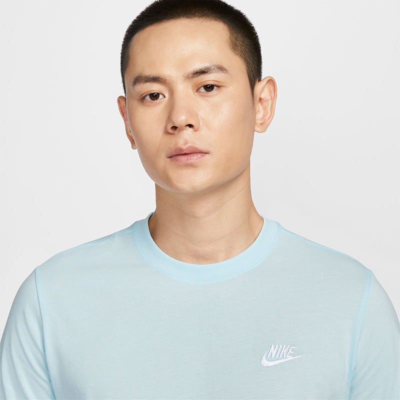 Nike Men's Sportswear Club T-Shirt