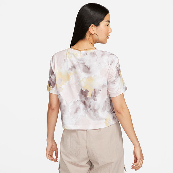 Nike Women's Sportswear Essentials+ T-Shirt