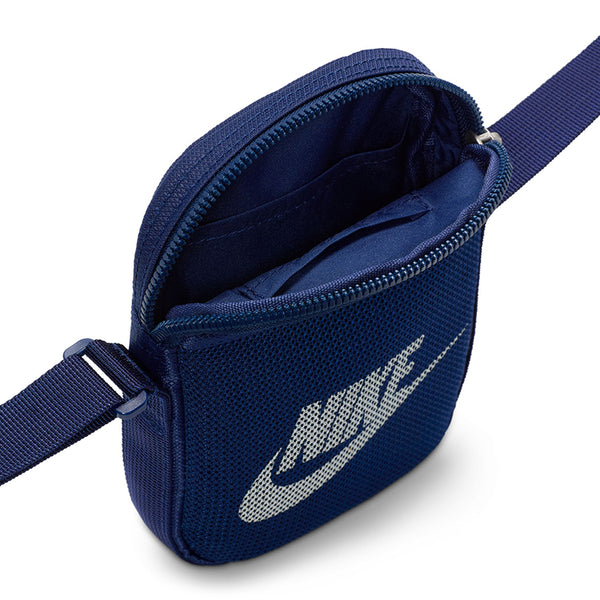 Nike Unisex Heritage Crossbody Bag (Small, 1L)