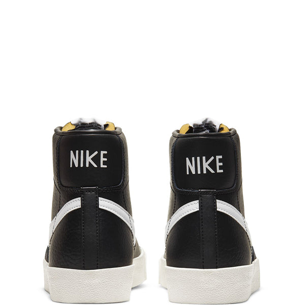 Nike Men's Blazer Mid '77 Vintage