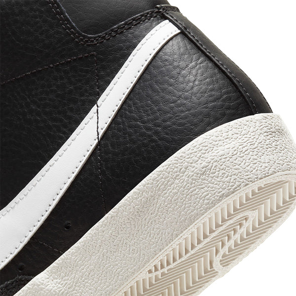 Nike Men's Blazer Mid '77 Vintage