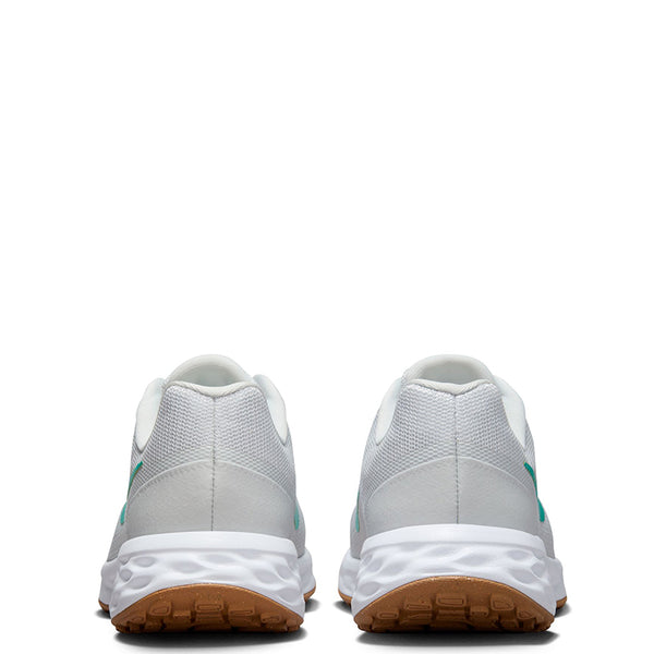 Nike Women's Revolution 6