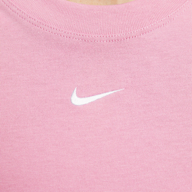 Nike Women's Sportswear Essential Boxy T-Shirt