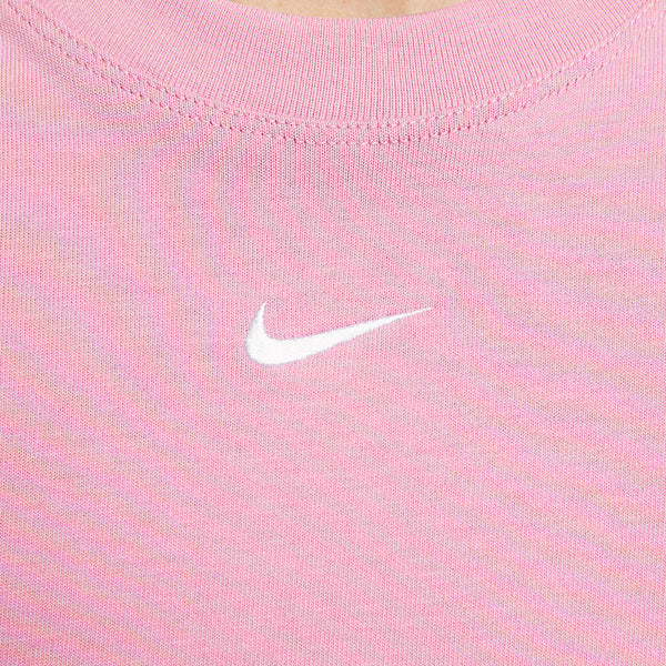 Nike Women's Sportswear Essential Boxy T-Shirt