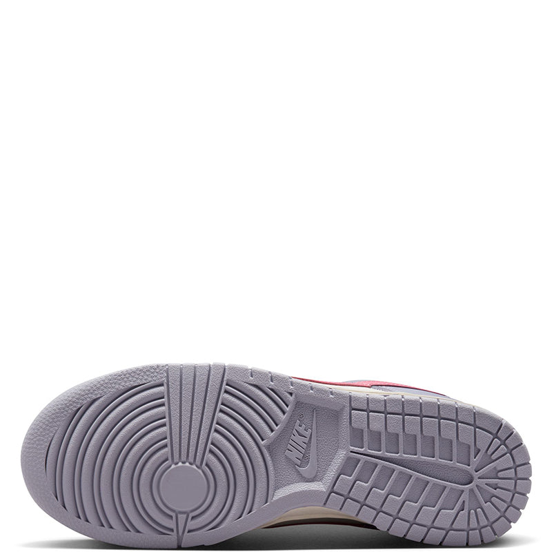 Nike Women's Dunk Low