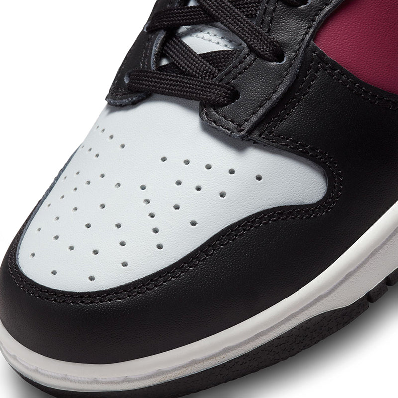 Nike Women's Dunk High