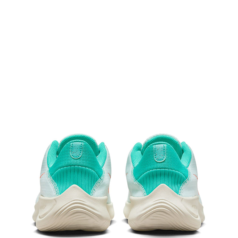 Nike Women's Experience Run 11