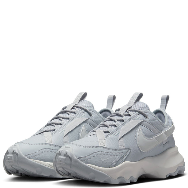 Nike Women's TC 7900