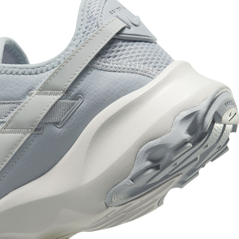 Nike Women's TC 7900