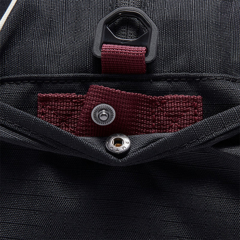 Nike Women's Gym Club Training Bag (24L)