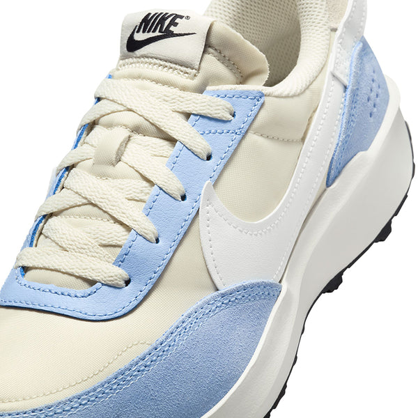 Nike Women's Waffle Debut