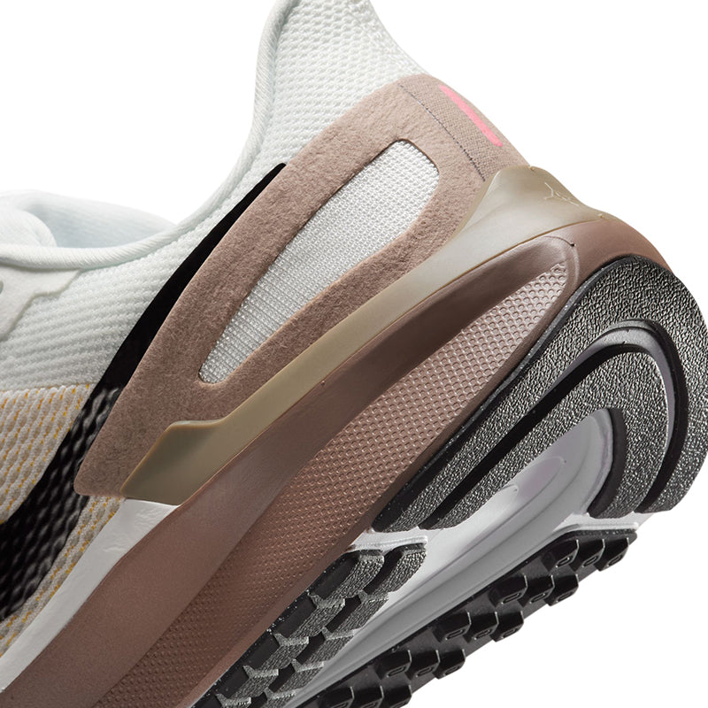 Nike Women's Structure 25