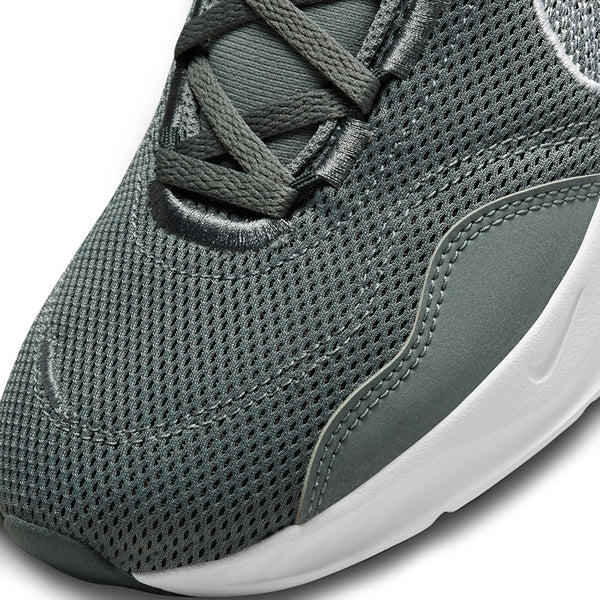 Nike Men's Legend Essential 3 Next Nature Workout Shoes