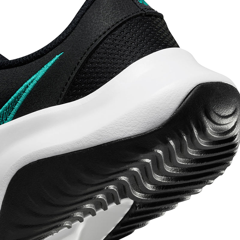 Nike Men's Legend Essential 3 Next Nature