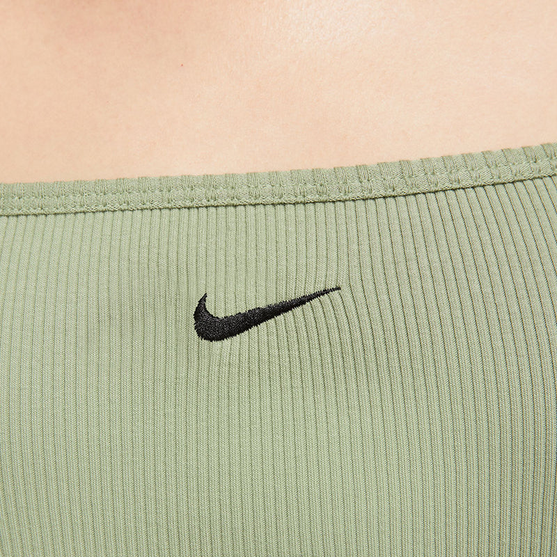 Nike Women's Sportswear Essential Ribbed Cropp Top