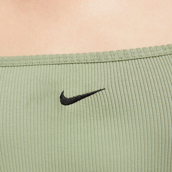 Nike Women's Sportswear Essential Ribbed Cropp Top