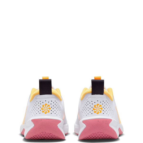 Nike Kid's Omni Multi-Court Indoor Court Shoes (Big Kid's)