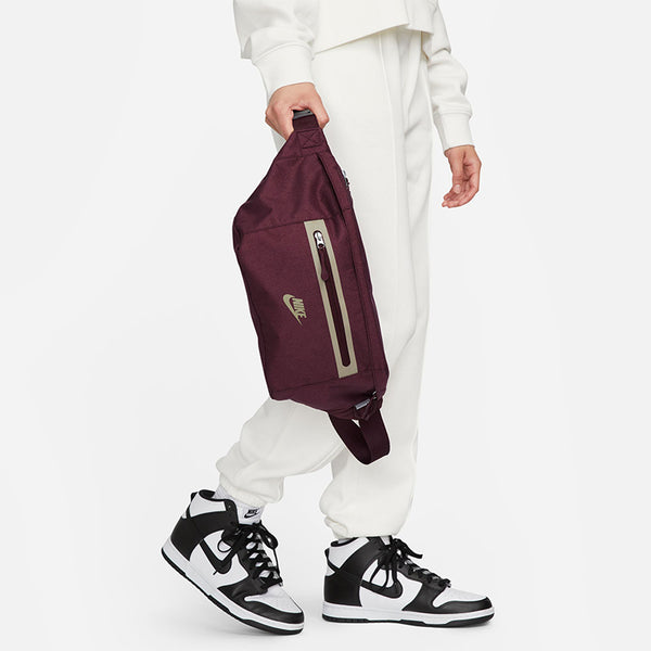 Nike Unisex Elemental Premium Fanny Pack (8L)