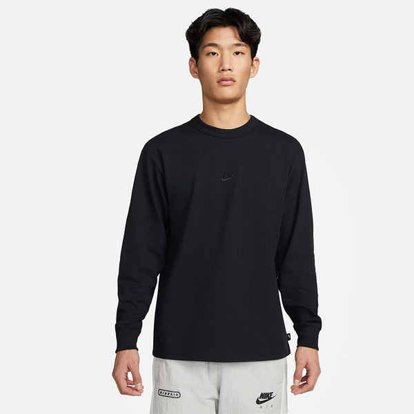 Nike Men's Sportswear Premium Essentials Long-Sleeve T-Shirt