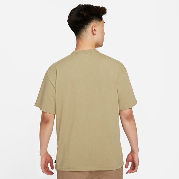 Nike Men's Sportswear Premium Essentials T-Shirt