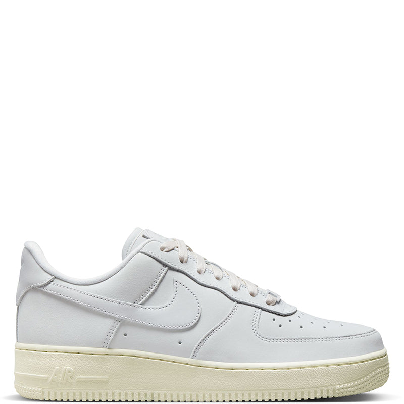 Nike Women's Air Force 1 Premium