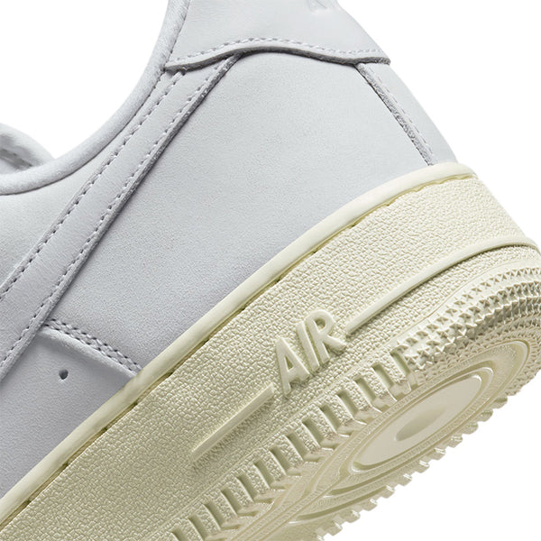Nike Women's Air Force 1 Premium