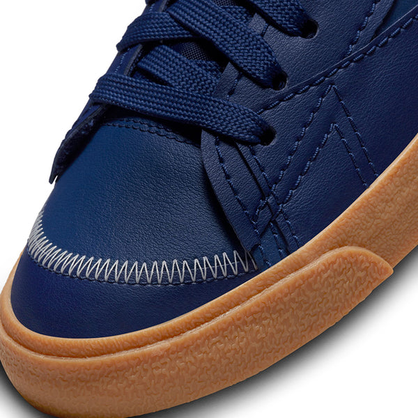 Nike Men's Blazer Low '77 Jumbo