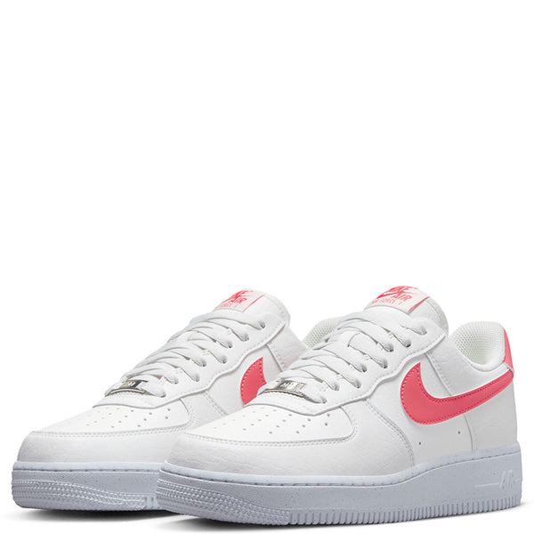 Nike Women's Air Force 1 '07 SE