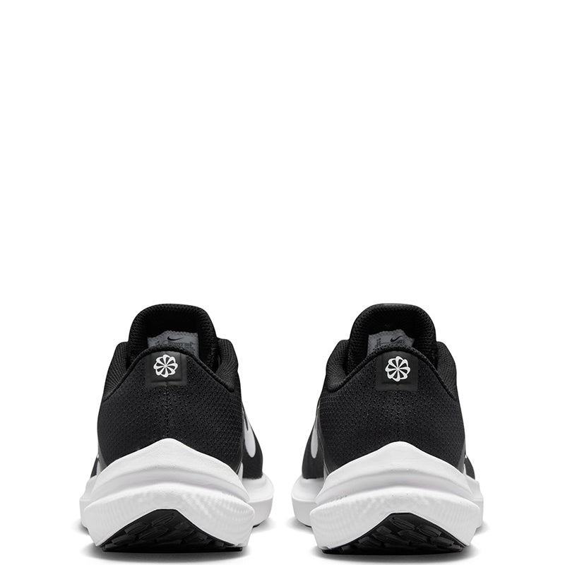 Nike Men's Winflo 10