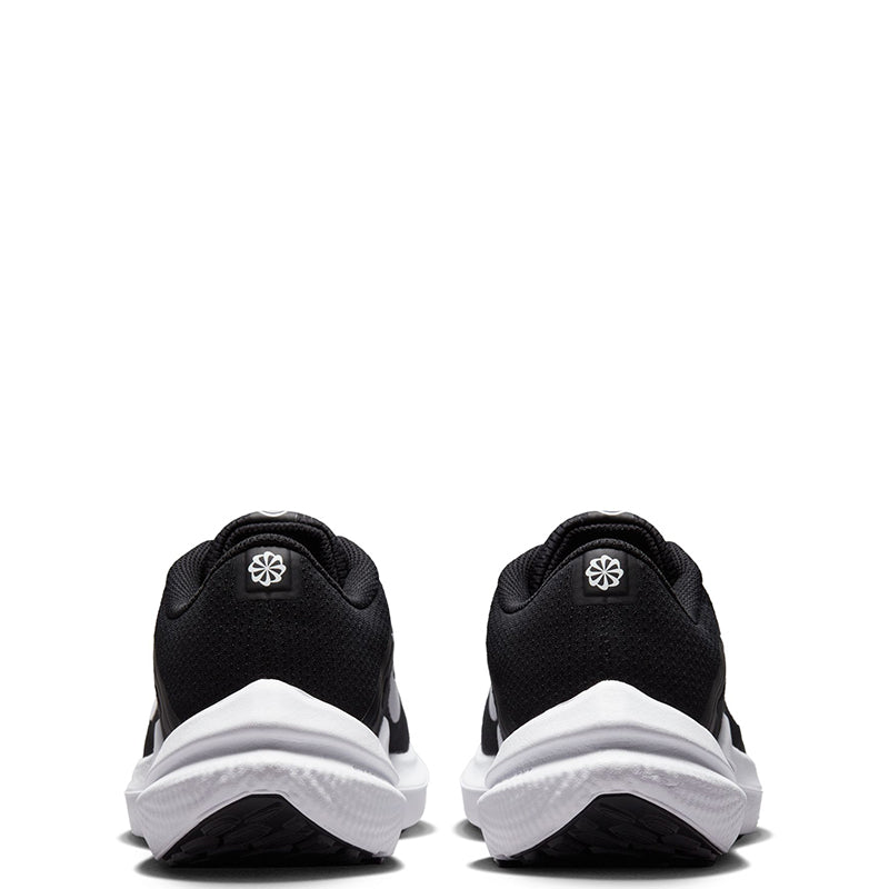 Nike Women's Winflo 10