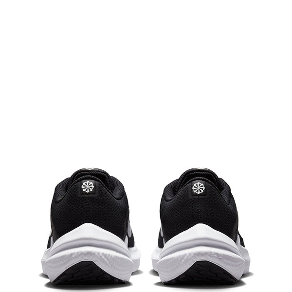 Nike Women's Winflo 10