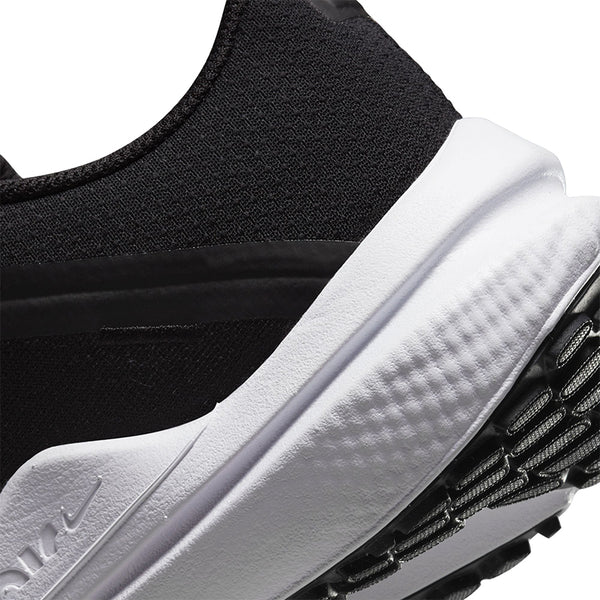 Nike Women's Winflo 10