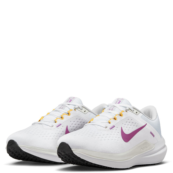 Nike Women's Winflo 10