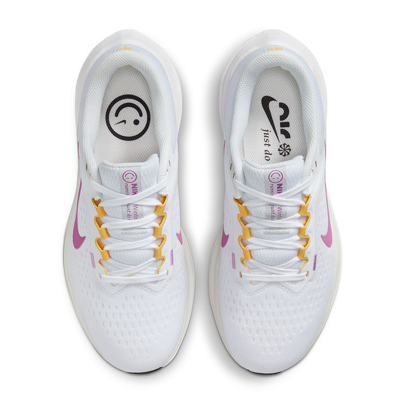 Nike Women's Winflo 10