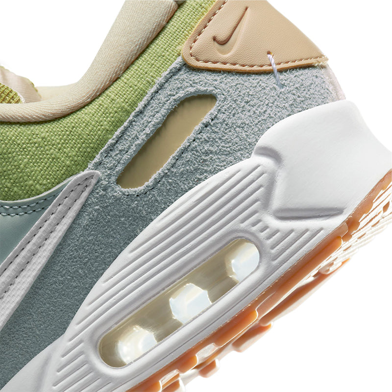 Nike Women's Air Max 90 Futura