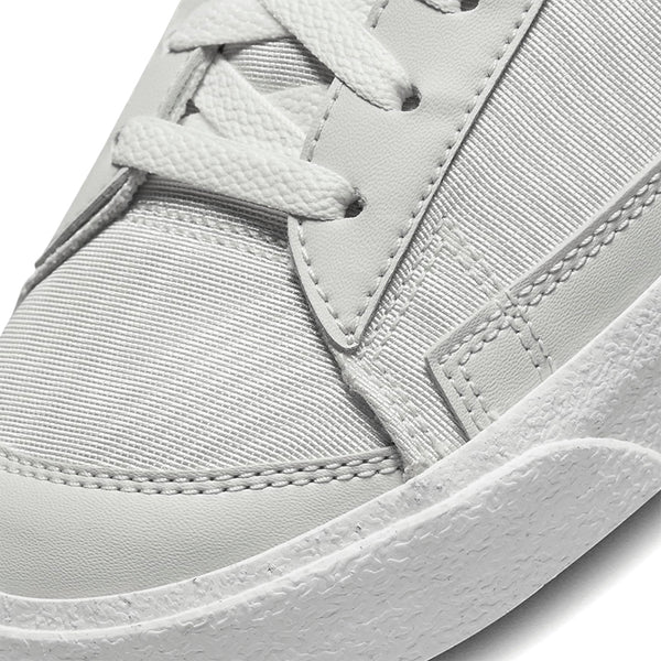 Nike Men's Blazer Low '77 SE