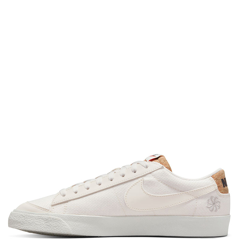 Nike Men's Blazer Low '77 Premium