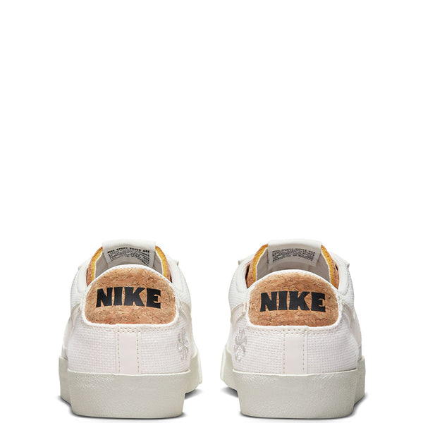 Nike Men's Blazer Low '77 Premium