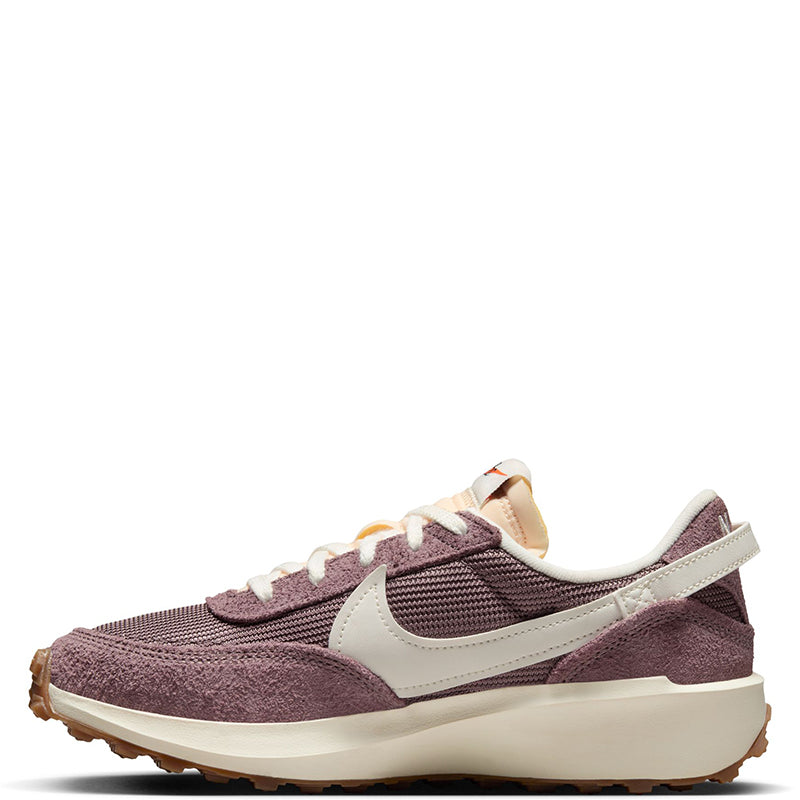 Nike Women's Waffle Debut Vintage