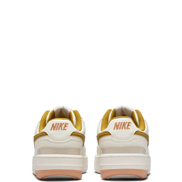 Nike Women's Gamma Force