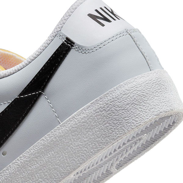 Nike Men's Blazer Low '77 Vintage