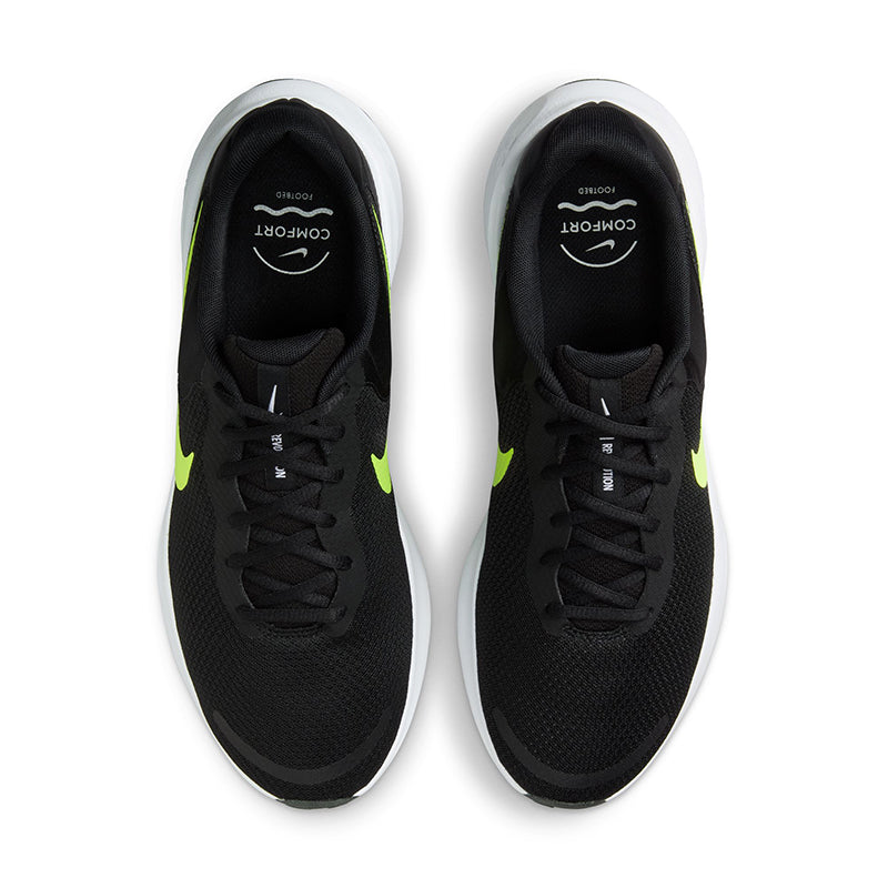 Nike Men's Revolution 7