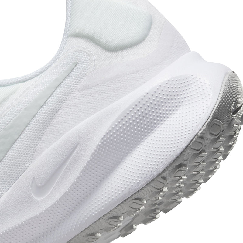 Nike Men's Revolution 7