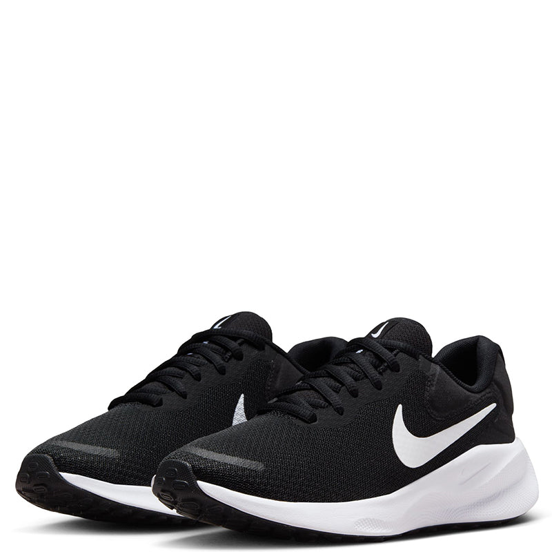 Nike Women's Revolution 7