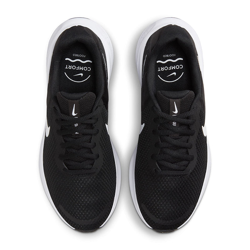 Nike Women's Revolution 7
