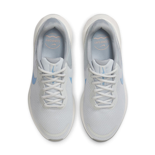 Nike Women's Revolution 7