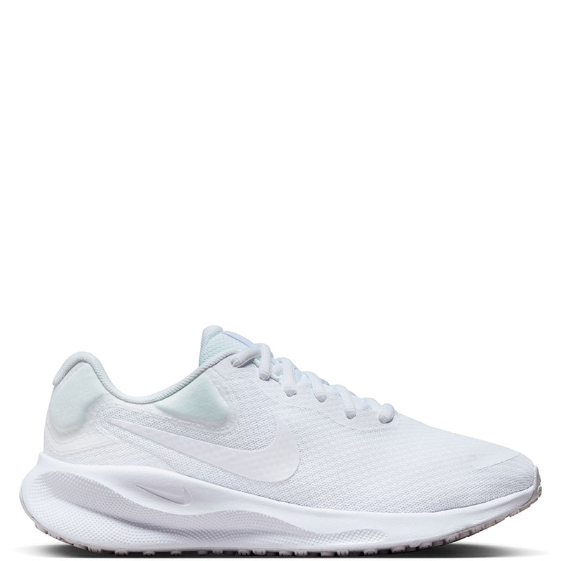 Nike Women's Revolution 7